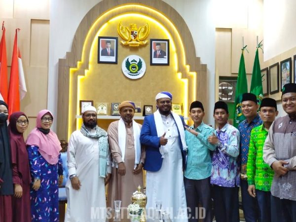 MTs Al-Ittifaqiah Tanda Tangani MoU Dengan Yayasan Universitas Al-Qur’an Al-Karim Cabang Mukalla Yaman