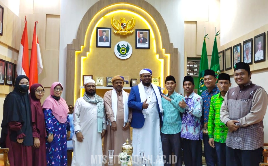 MTs Al-Ittifaqiah Tanda Tangani MoU Dengan Yayasan Universitas Al-Qur’an Al-Karim Cabang Mukalla Yaman